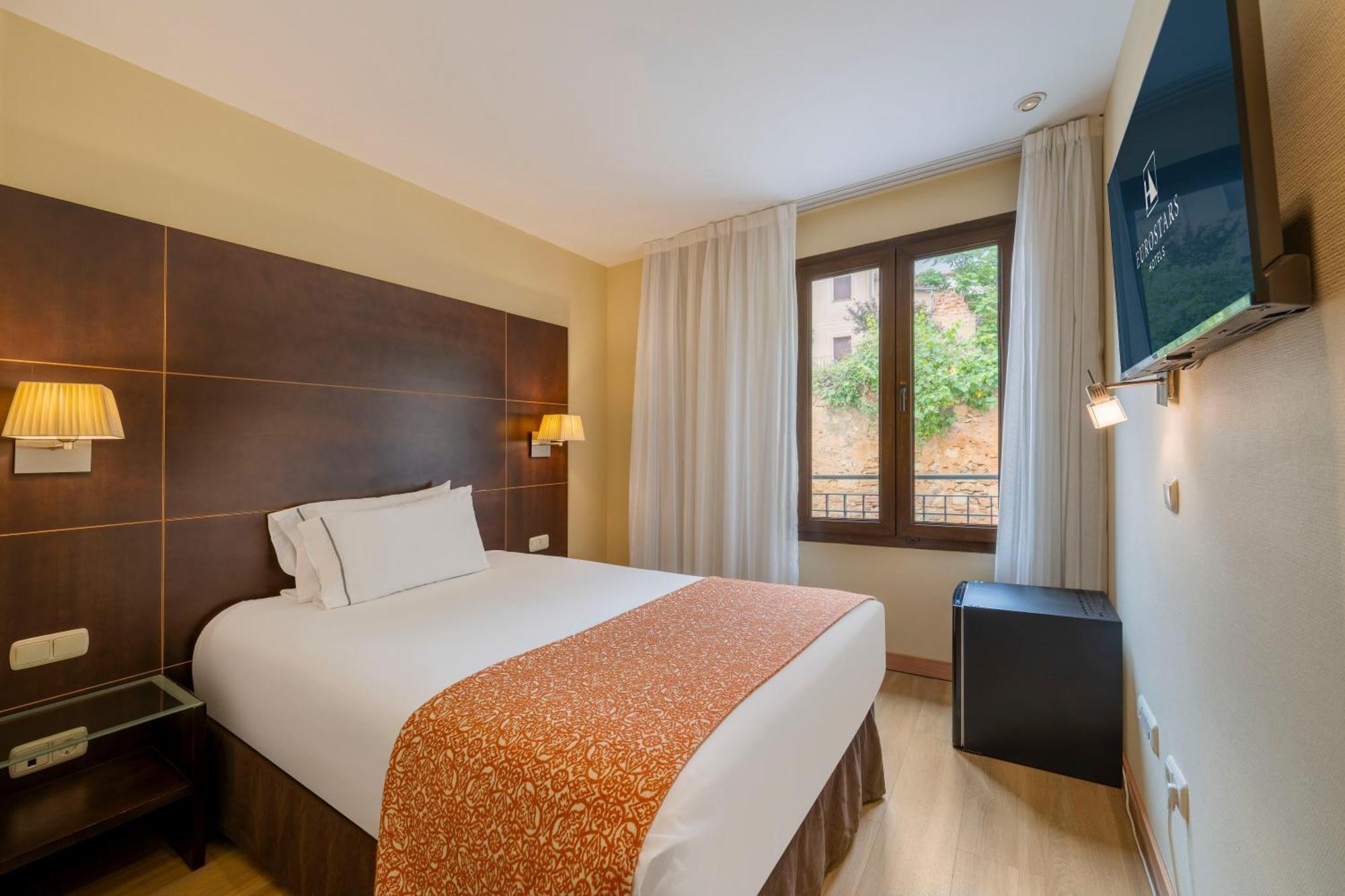 Double or Twin Room,1689822546:JPEG